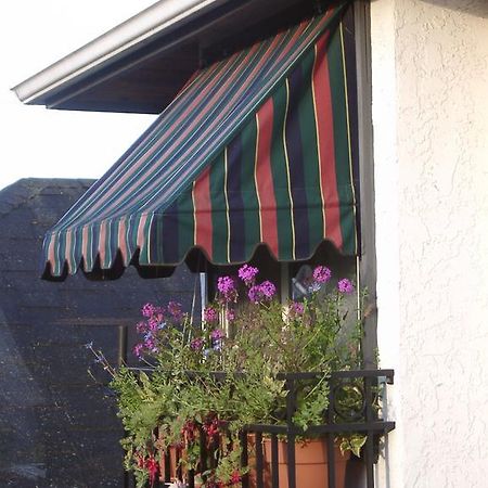 Heathergate Cottage And Suites Victoria Dış mekan fotoğraf